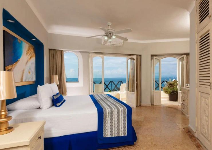 Junior Suite  Blue Chairs Beachfront Resort Puerto Vallarta - Sólo Adultos Mexico Junior Suite  Blue Chairs Beachfront Resort Puerto Vallarta - Sólo Adultos Mexico